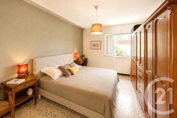Maison à vendre  10 pièces - 202,73 m 2   CALVI  - 202