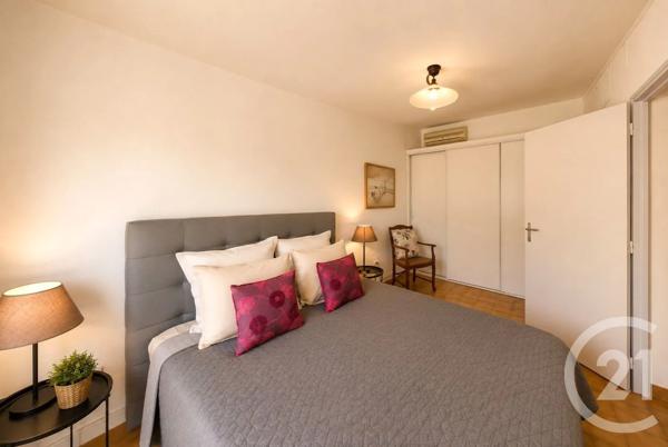Maison à vendre  10 pièces - 202,73 m 2   CALVI  - 202