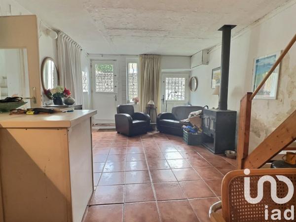 Maison 10 pièces de 160 m² à Peyrolles-en-Provence (13860)