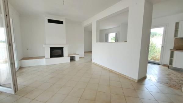 Maison
         5 pièces
        - 148 m² 449 000 € *