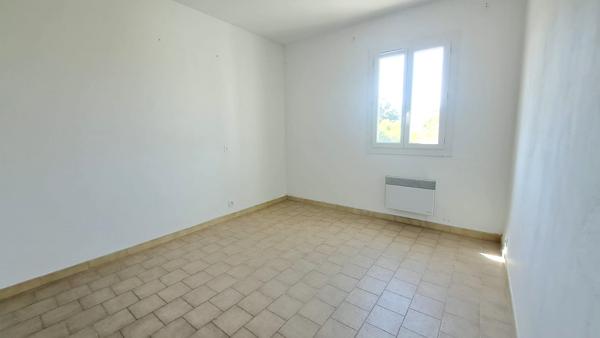 Maison
         5 pièces
        - 148 m² 449 000 € *