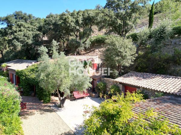 Propriété à vendre de 9 pièces de 328 m²