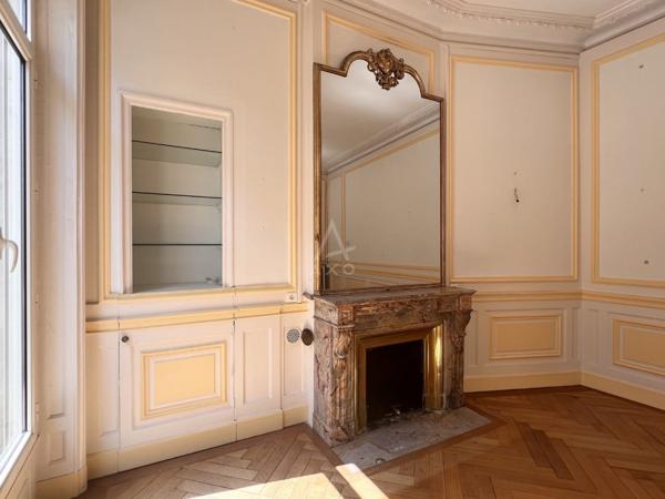 RUE DU PROFESSEUR DEMONS – APPARTEMENT BOURGEOIS DE 103,49 M² – DOUBLE RÉCEPTION DE 40,64 M² – BALCON FILANT – CAVE DE 23,78 M²