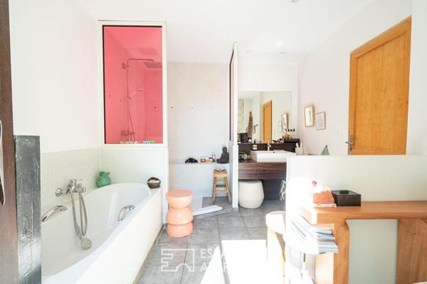 Maison moderne avec extension design au cœur de la Pépinière