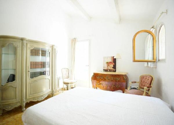 Maison à louer    5 pièces •  Valbonne