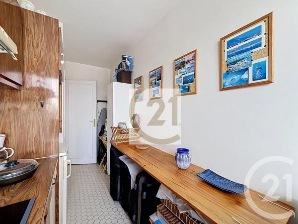 Appartement F2 à vendre  2 pièces - 40,42 m 2   IVRY SUR SEINE  - 94