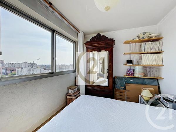 Appartement F2 à vendre  2 pièces - 40,42 m 2   IVRY SUR SEINE  - 94