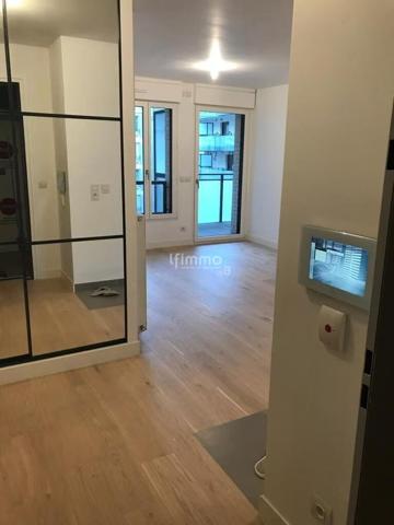 Paris 16e Quartier Chaillot, T2 avec balcon, Clé-en-main