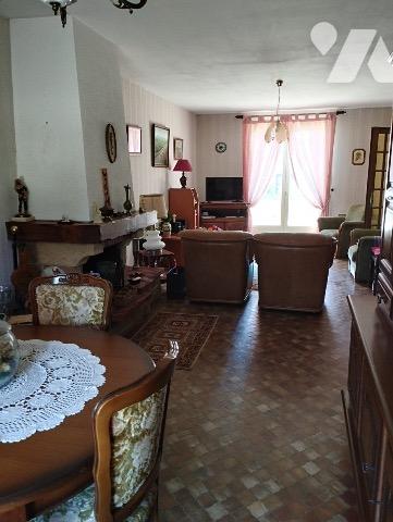 Une maison à usage d'habitation.