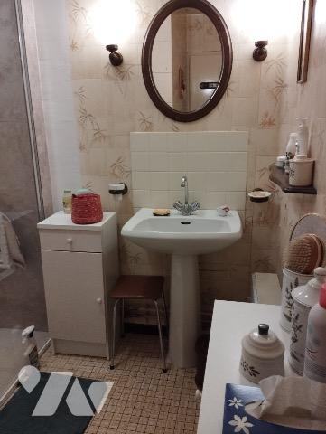 Une maison à usage d'habitation.
