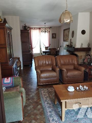 Une maison à usage d'habitation.