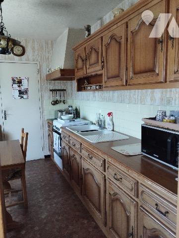 Une maison à usage d'habitation.