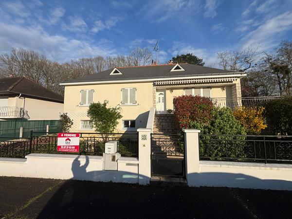 Maison Chambray Les Tours 5 pièce(s) 130 m2