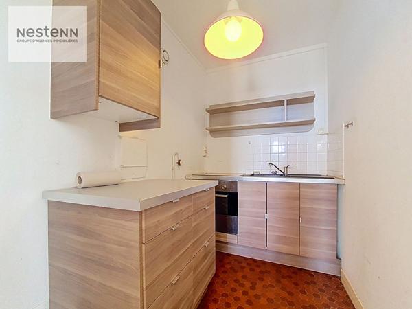 ORLEANS SAINT LAURENT DERNIER ETAGE ! APPT T2 - BALCON - ASCENSEUR - PARKING