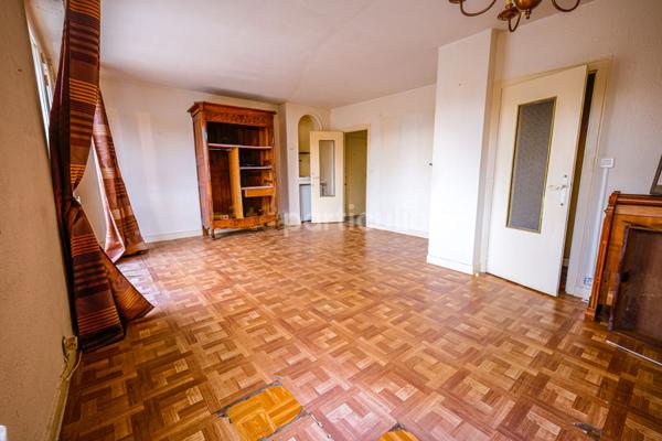 Vente Appartement68 m² - 3 Pièces - LA ROCHE SUR YON (85000)