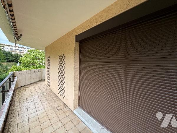 TALANT - APPARTEMENT T4 AVEC TERRASSE

GARAGE et CAVE