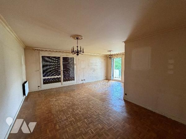 TALANT - APPARTEMENT T4 AVEC TERRASSE

GARAGE et CAVE
