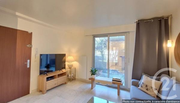 Appartement Studio à vendre  1 pièce - 22,47 m 2   LE BOURGET  - 93
