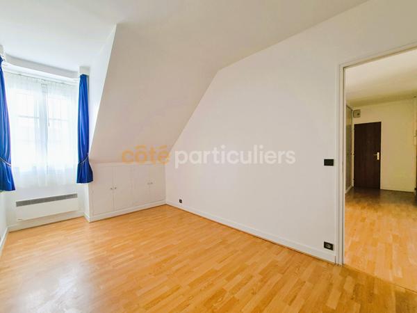 Vente
                Appartement43,1 m² - 2 Pièces -
                    SAINT GERMAIN EN LAYE (78100)