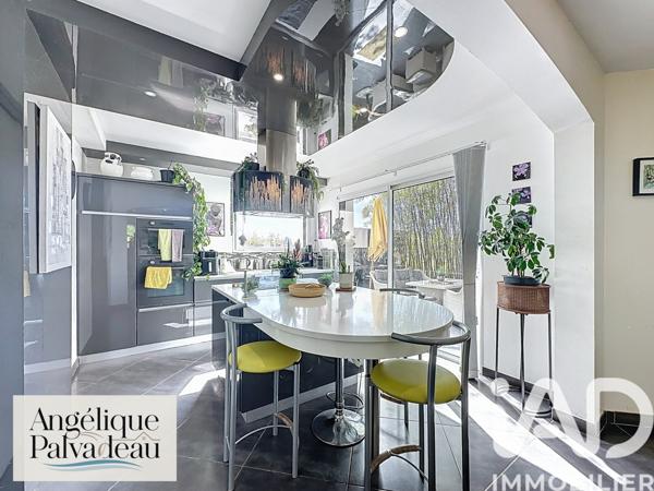 Maison à vendre 6 pièces 217 m² Clohars-Carnoët