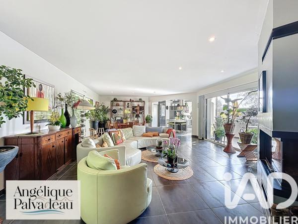 Maison à vendre 6 pièces 217 m² Clohars-Carnoët