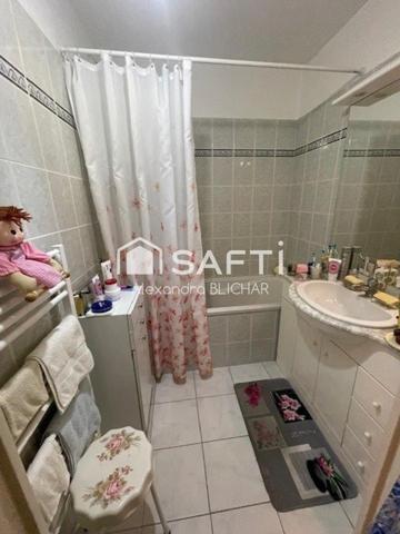 T2 dans résidence sécurisée + parking et Balcon