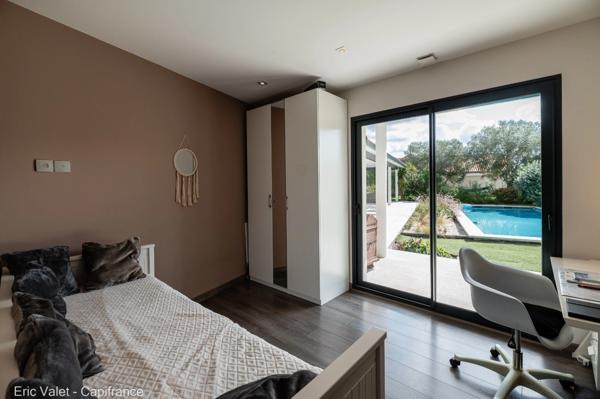 BISCAROSSE - SUPERBE, LUMINEUSE ET VASTE VILLA - 200 M2 ENVIRON - PROCHE FORET