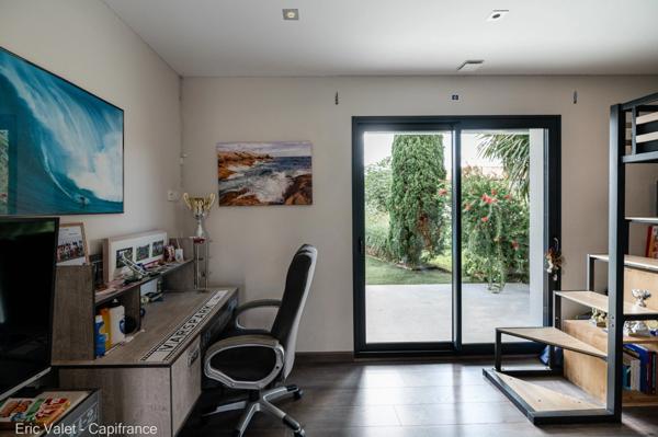 BISCAROSSE - SUPERBE, LUMINEUSE ET VASTE VILLA - 200 M2 ENVIRON - PROCHE FORET