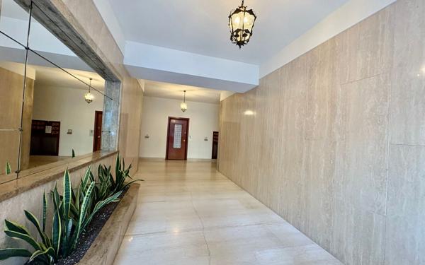 Appartement à vendre    3 pièces • 71 m2 Nice