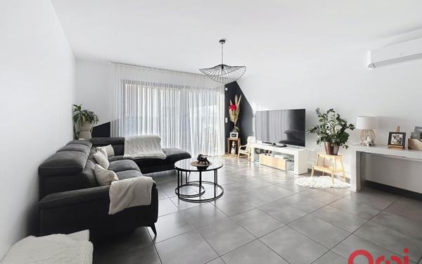 Maison à vendre    5 pièces •  Pia