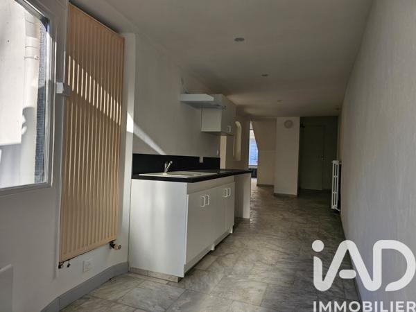Immeuble à vendre 160 m² Épernon