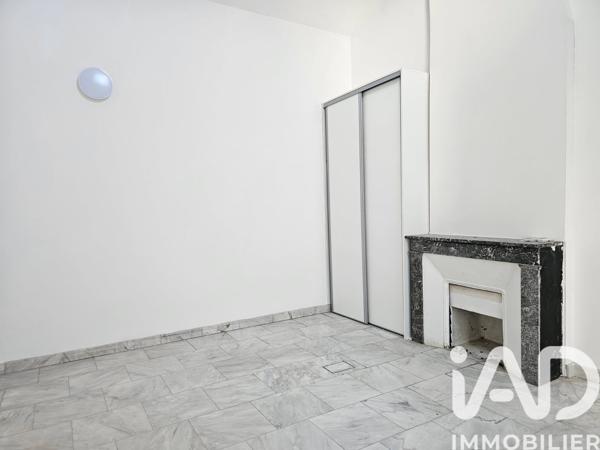 Immeuble à vendre 160 m² Épernon