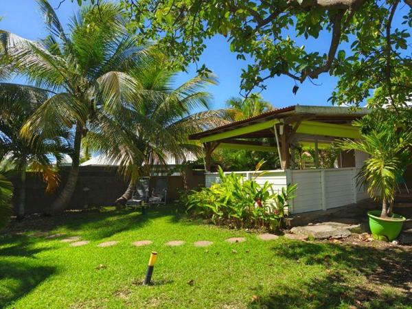 Maison à vendre |  Sainte-Anne |  4 pièces | 104 m²