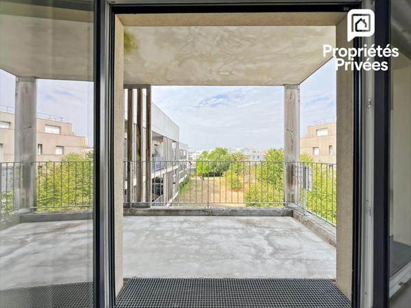 Appartement T3 avec terrasse dans une résidence sécurisée au coeur du quartier Courréjean à Villenave-d'Ornon - 63m² - 226 000
