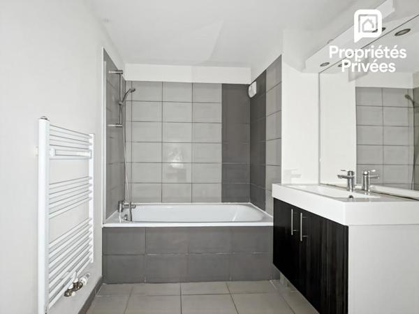 Appartement T3 avec terrasse dans une résidence sécurisée au coeur du quartier Courréjean à Villenave-d'Ornon - 63m² - 226 000