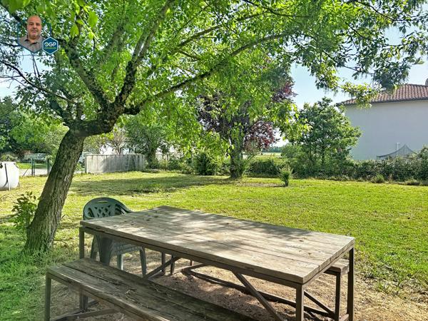 Maison T5 sur 1220 m2 de terrain
