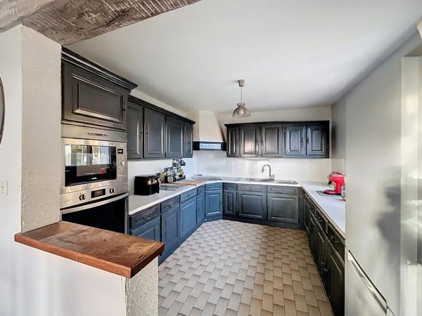 Maison T5 sur 1220 m2 de terrain