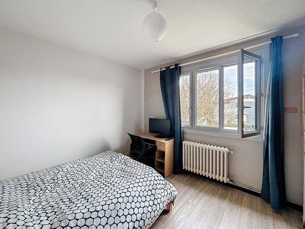 Maison T5 sur 1220 m2 de terrain