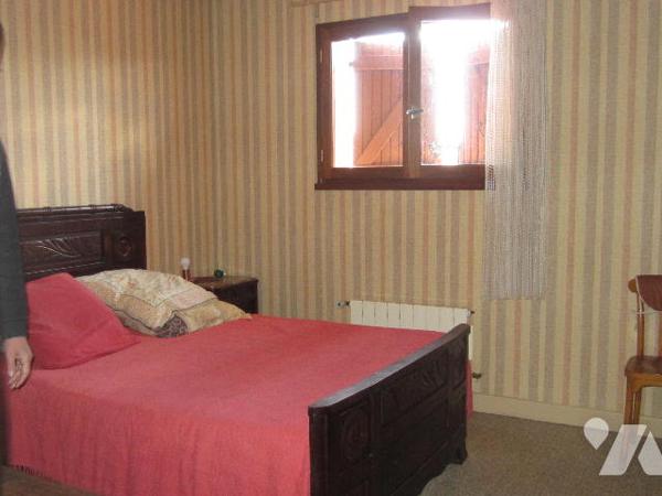 MAISON type 5 dans un quartier tranquille avec garage et jardin avec proximité des commerces-écoles