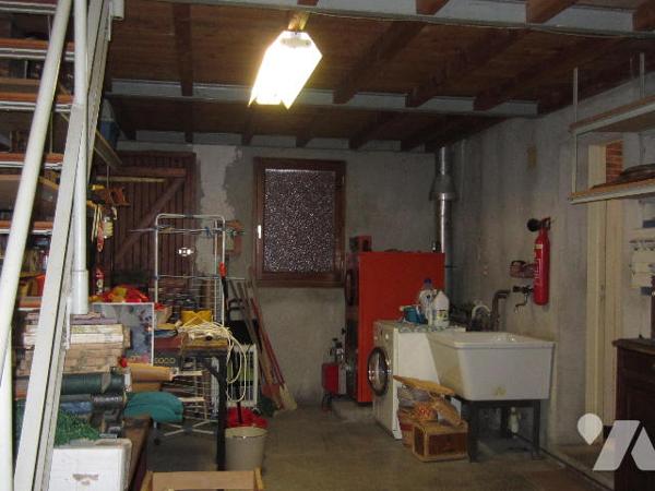 MAISON type 5 dans un quartier tranquille avec garage et jardin avec proximité des commerces-écoles