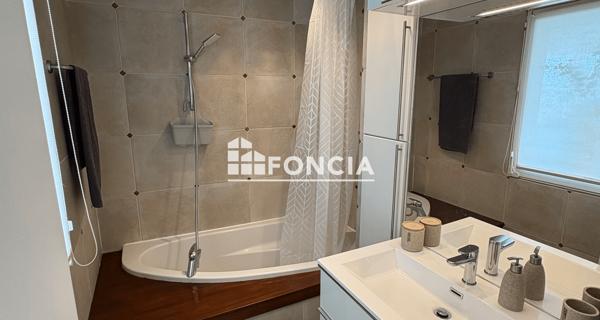 Location Appartement meublé 3 pièces 51.21 m² - Vélizy-villacoublay 78140