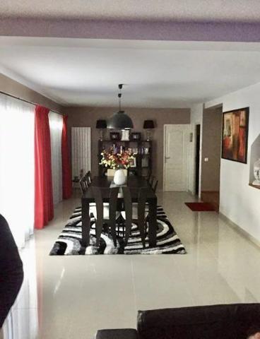 Vente Maison 9 pièces 246 m2 à Ivry-sur-Seine