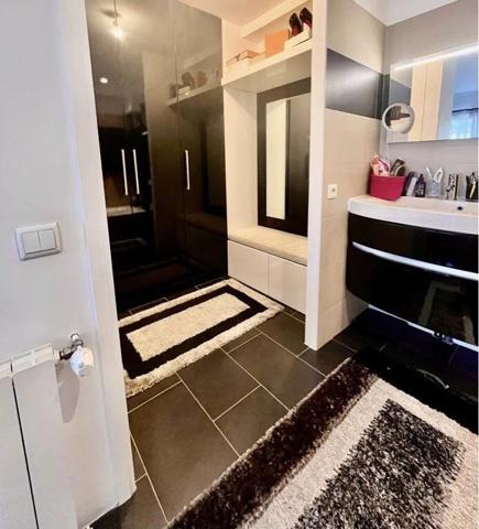 Vente Maison 9 pièces 246 m2 à Ivry-sur-Seine