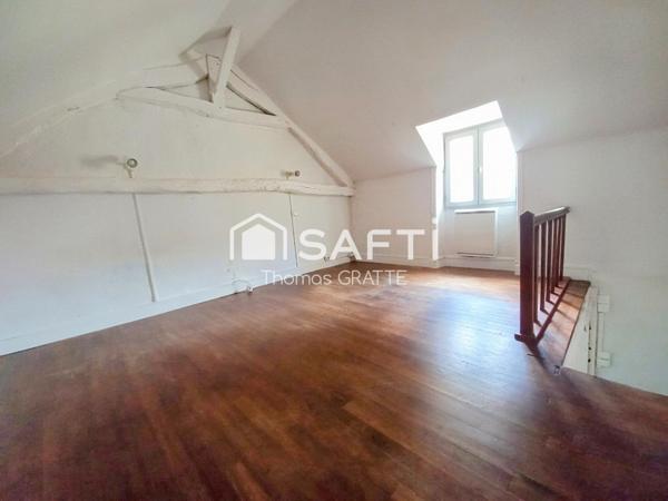 A Sarlat maison de ville sur 3 niveaux