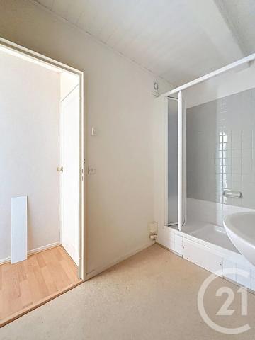Appartement T3 à vendre  3 pièces - 54,21 m 2   REIMS  - 51