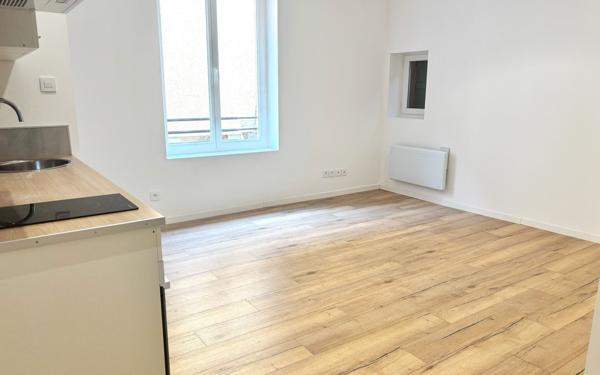 Appartement à louer    3 pièces • 44,27 m2 Lisle-sur-Tarn