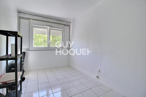Appartement  4 pièces de 74.36 m² avec trois chambres parking et cave à MAXEVILLE rue des Aulnes