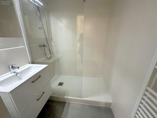 Appartement rénové à louer à Caen dans le Calvados (14000), ref : 14005/APPT/372   
CALMETTE