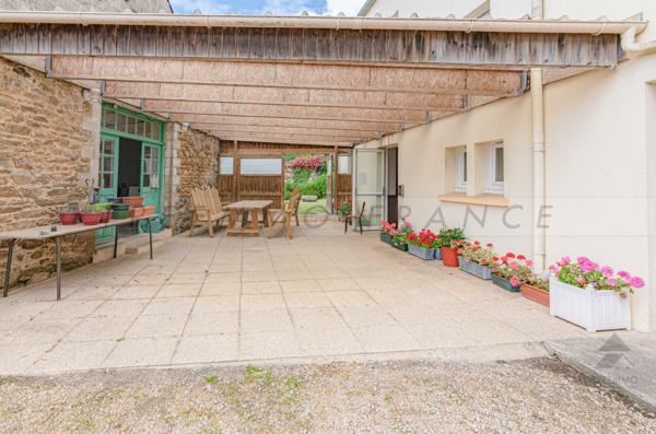 Autre 10 pièce(s) 8 chambre(s) 368 m²