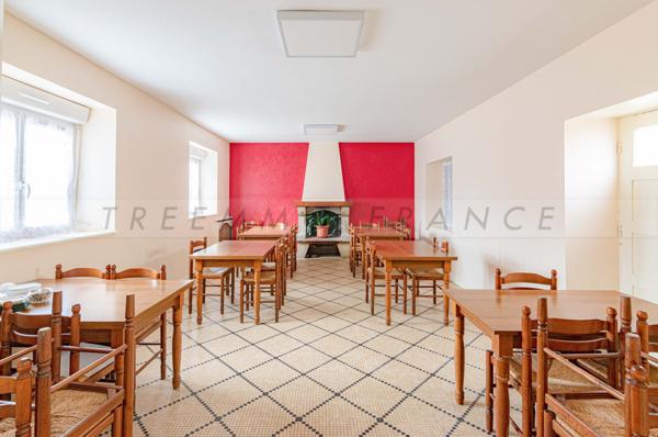 Autre 10 pièce(s) 8 chambre(s) 368 m²
